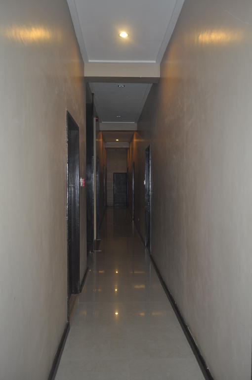 קאליבו Basa Hotel מראה חיצוני תמונה