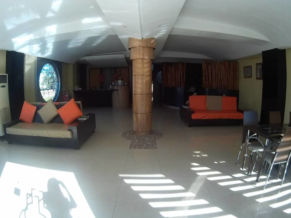 קאליבו Basa Hotel מראה חיצוני תמונה