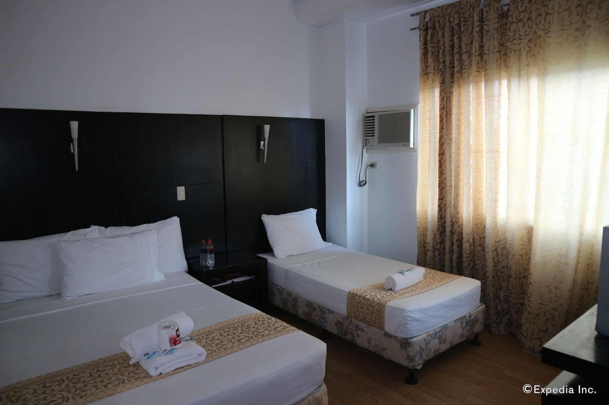 קאליבו Basa Hotel מראה חיצוני תמונה