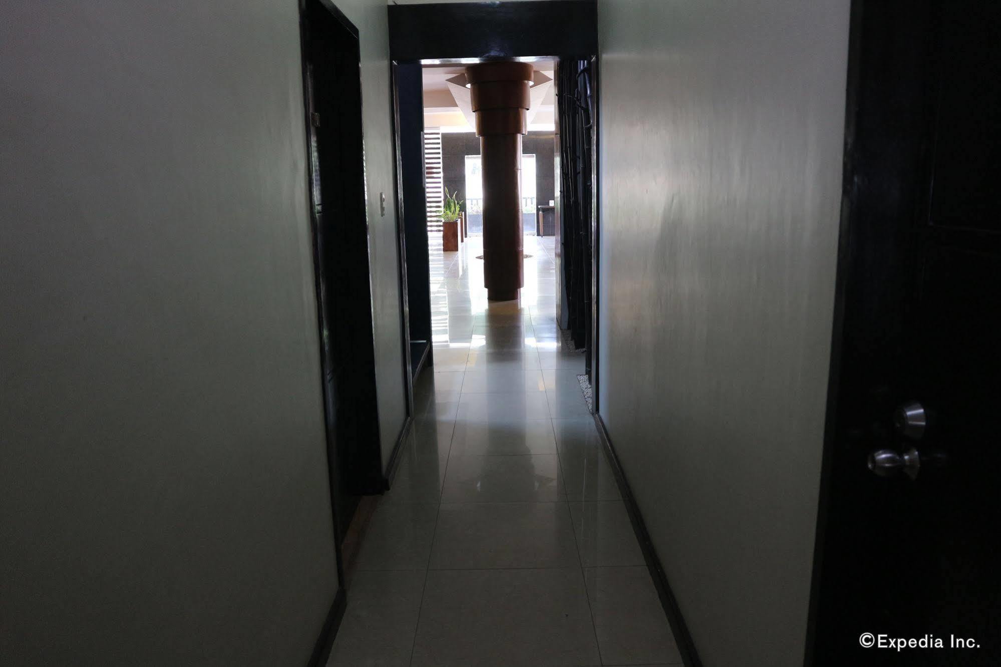 קאליבו Basa Hotel מראה חיצוני תמונה
