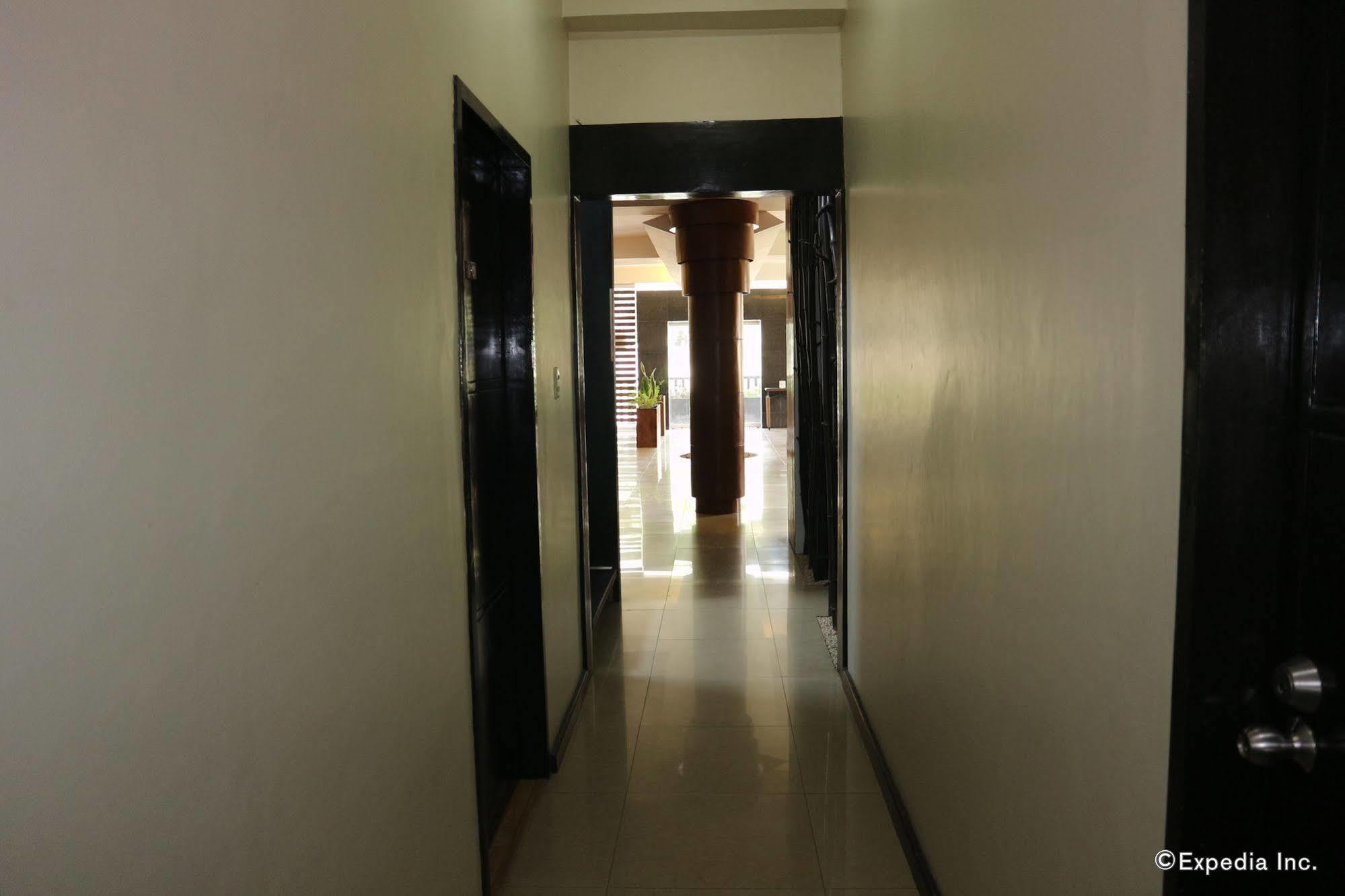קאליבו Basa Hotel מראה חיצוני תמונה